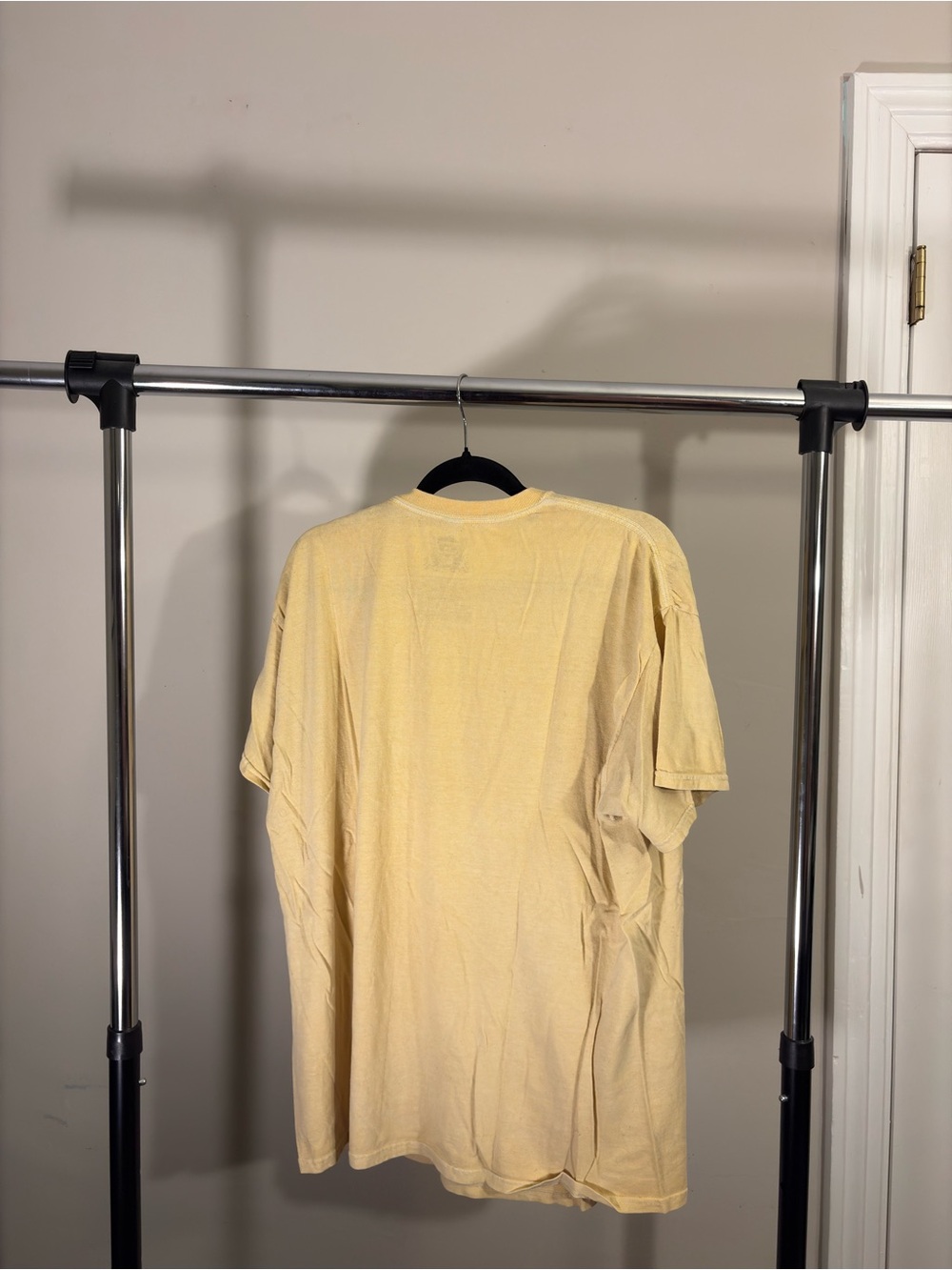 Wu Tang Protect Ya Neck Graphic Tee - Yellow Large - Picture 2 of 3